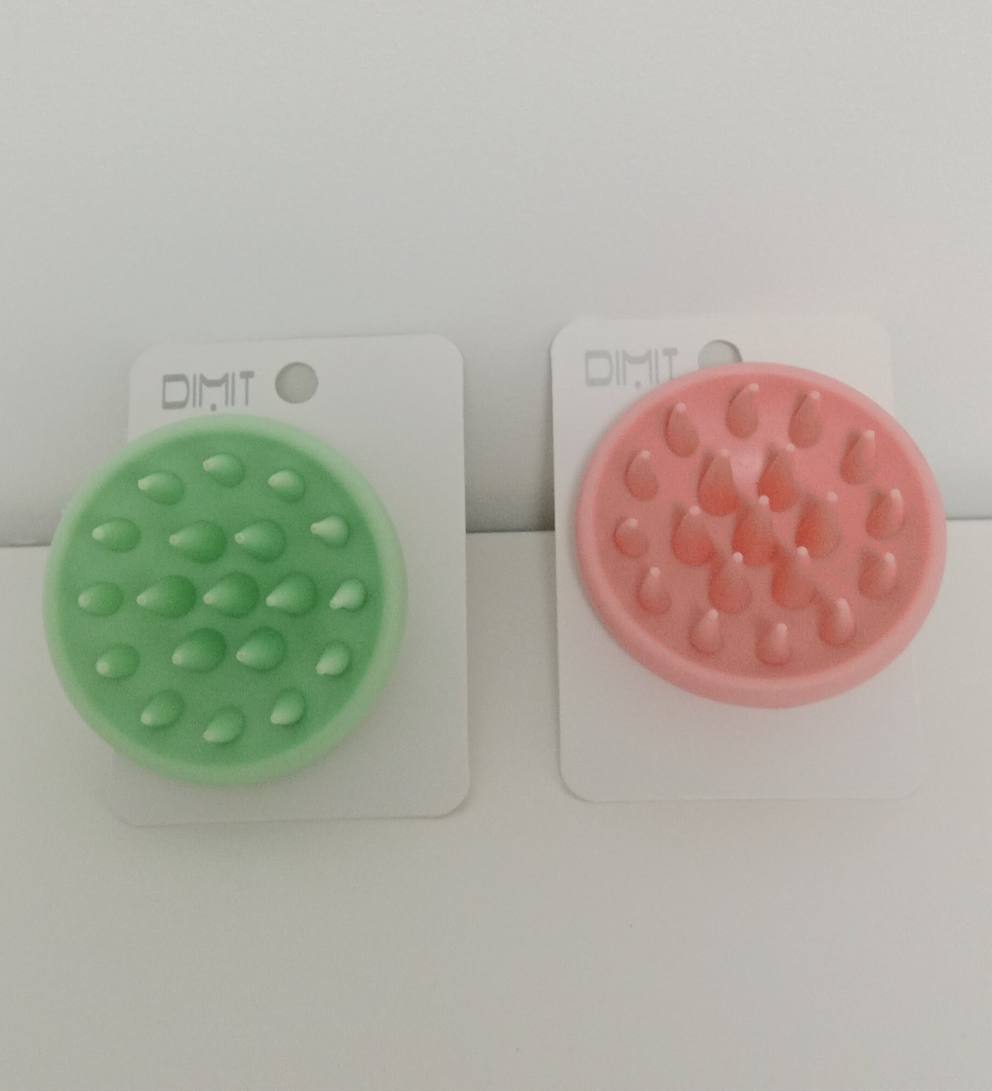 Cepillo masajeador, exfoliante y limpiador de cuero cabelludo 💆♀️✨