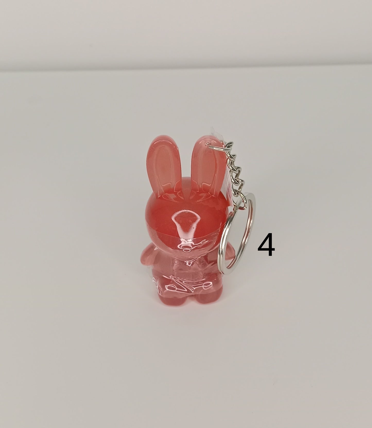 ✨Lip gloss bunny keychain – Brilla y llévalo contigo🐰💄✨